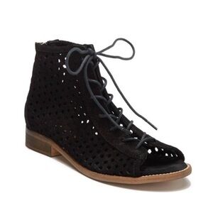 Musse & Cloud Women Aiden Sandal Elegant 10  Black Lace-Up Perforated suede Y2K